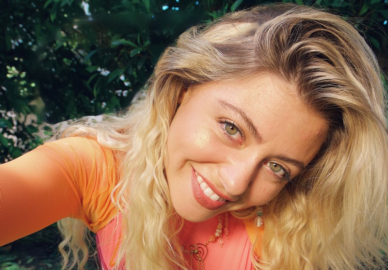 Annie O’Malley – Klose the Door