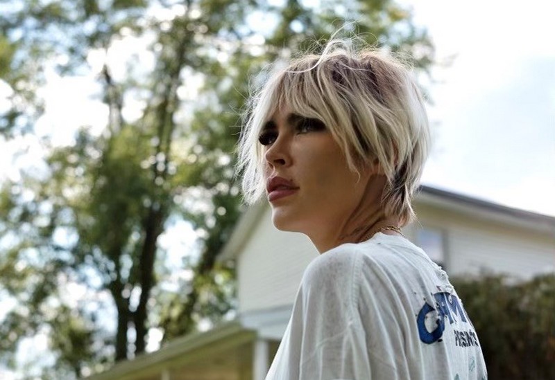 Nadine Crocker – Desperation Road