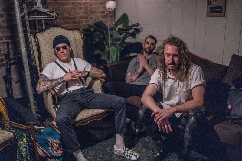 The Sometimes Island – Neon Summer