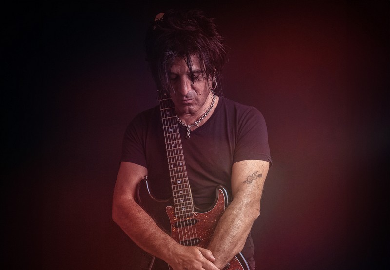 Steve Conte – Girl With No Name