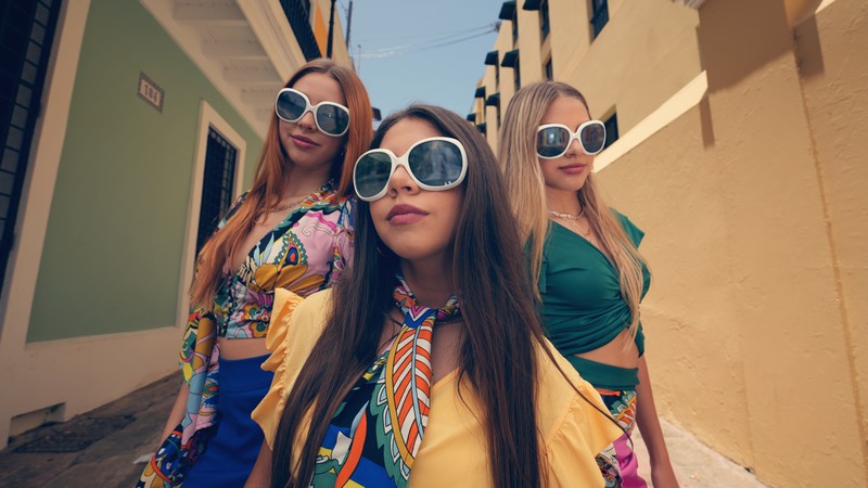 Triple Charm – No Problema