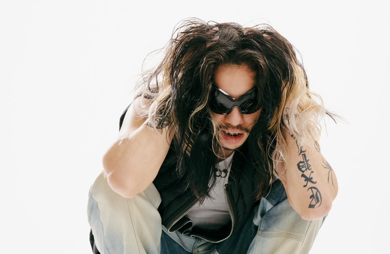 Kxllswxtch – Falling Down