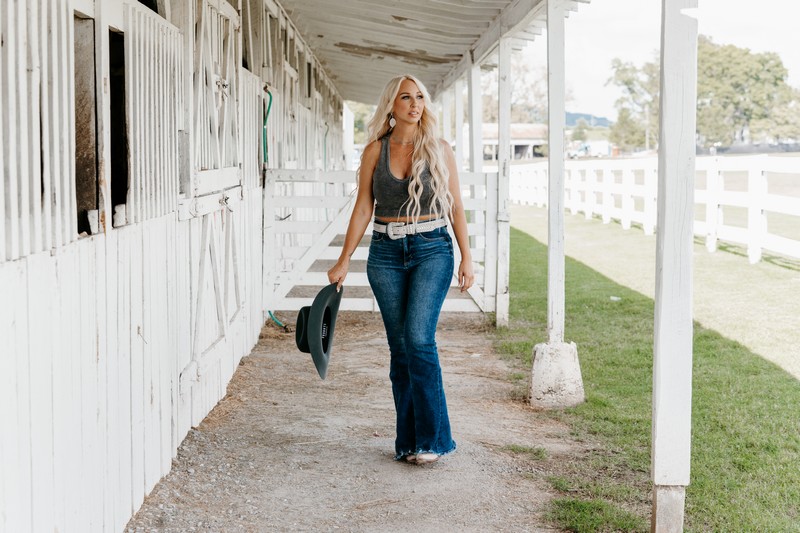 Becca Bowen – County Line