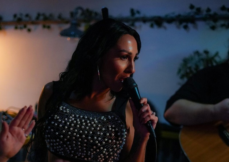 Francesca Faye – Come Alive