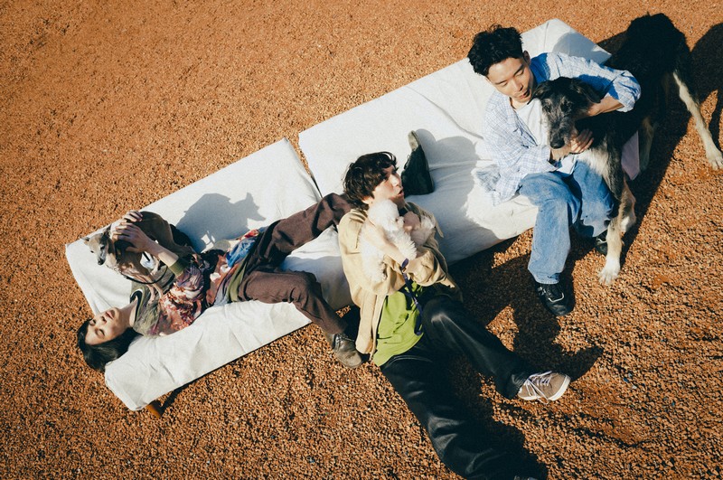 Helsinki Lambda Club – Good News Is Bad News (Swim Deep Slowcore Remix)