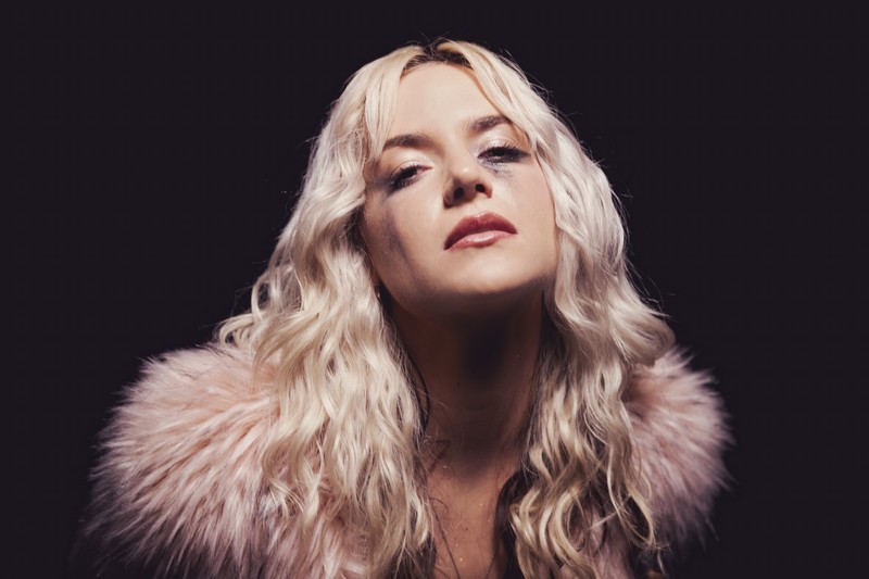 Felicity – You Take Me to Dinner but You’ll Never Feed My Soul