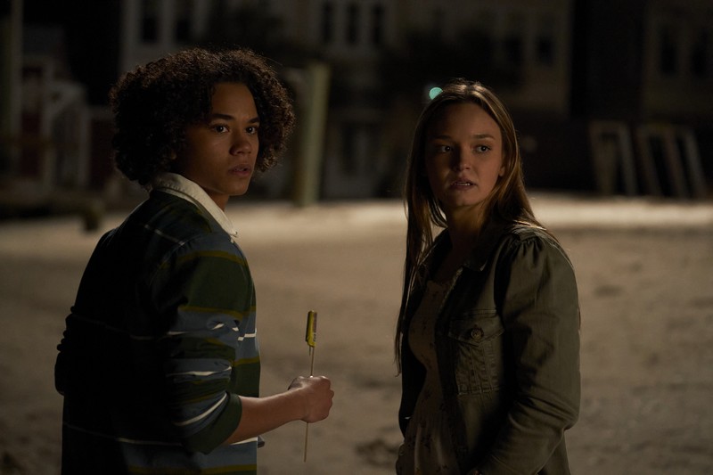 Noah Cottrell & Lilah Pate – Monster Summer