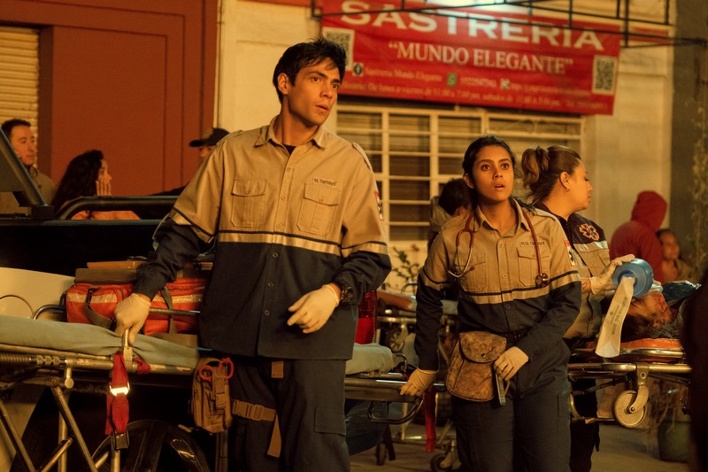 Renata Vaca & Diego Calva – Midnight Family