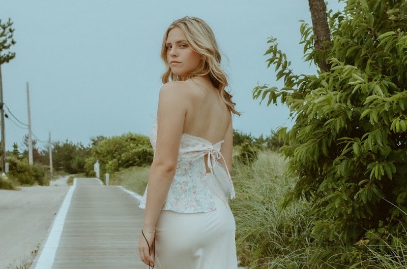 Camryn Quinlan – If We’re Being Honest