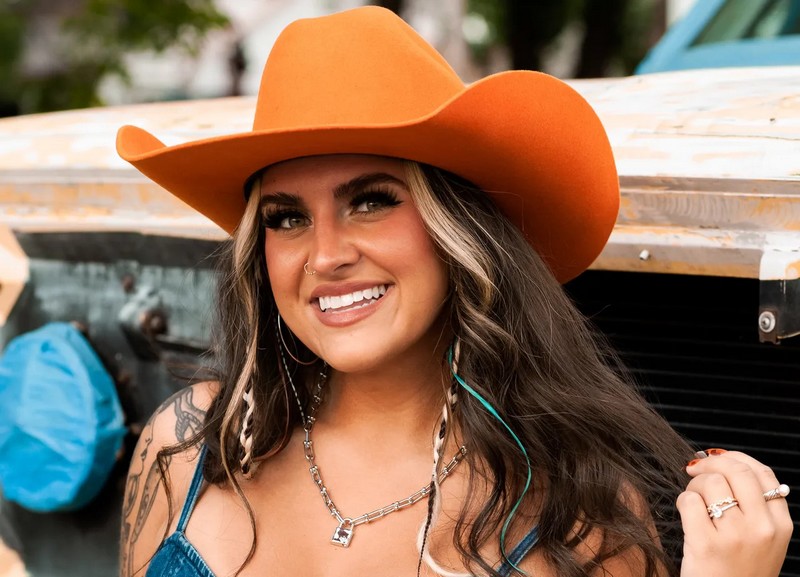 Taylor Austin Dye – Sick of Me