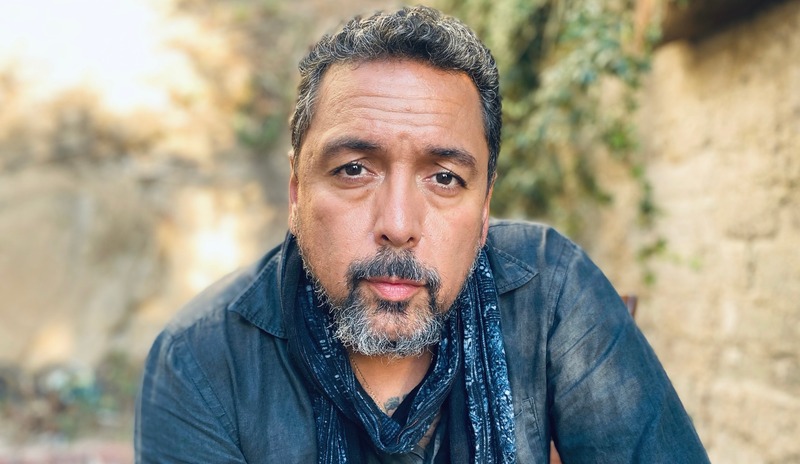 Felix Solis – Sirens