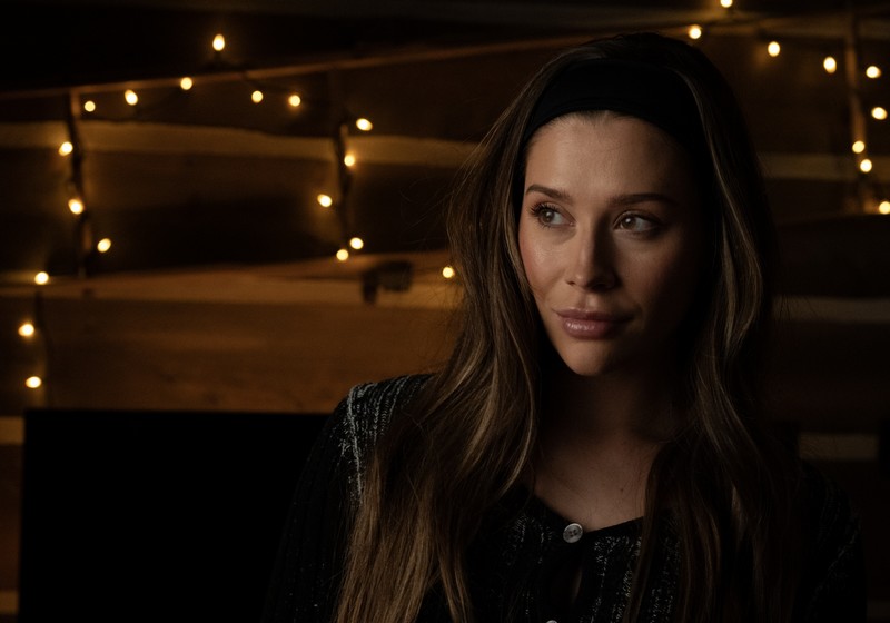 Natasha Calis – SkyMed