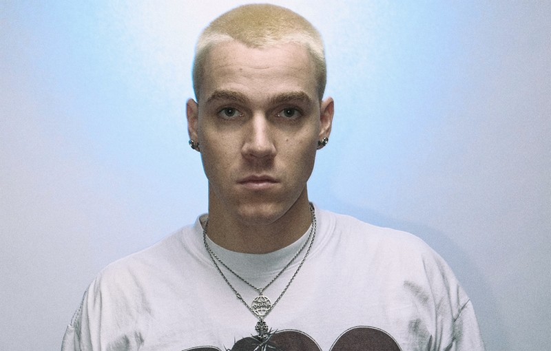 Gobe – Sun Leaves Scars