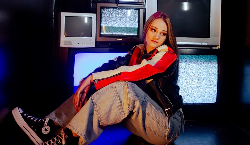 Kenadi Dodds – Toxic