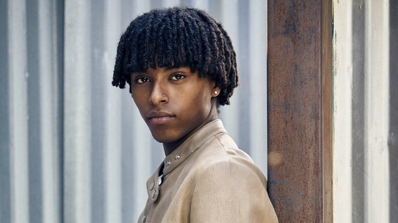 Mekonnen Knife – Zombies 4: Dawn of the Vampires