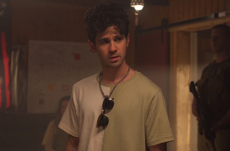 Connor Paolo – Star People