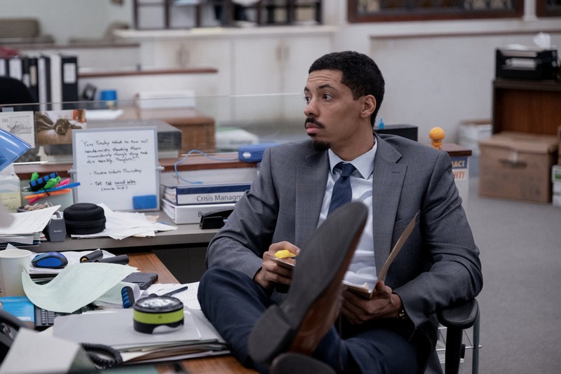 Melvin Gregg – The Paper