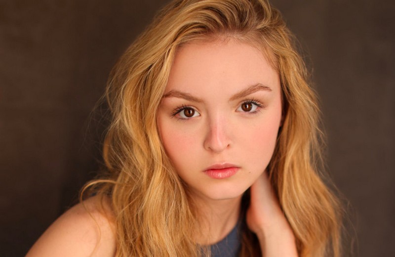 Presley Richardson – Casey Makes a Mixtape