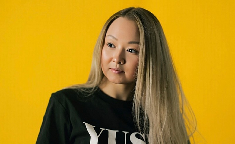 Lili Rox – Do the Food Dance