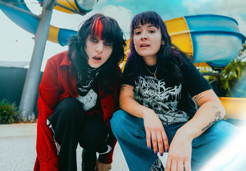 Teenage Joans – My Heart’s Dead