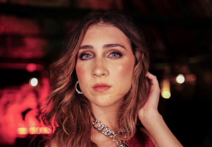 Olga Lucía Vives – Amiga