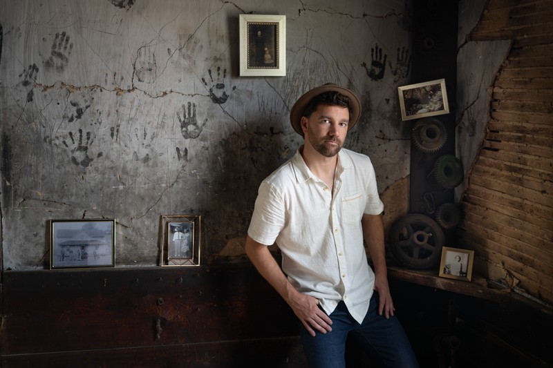 Eli Lev – Past Lives