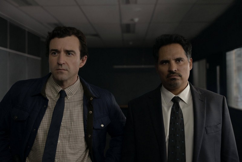Michael Peña – All Her Fault