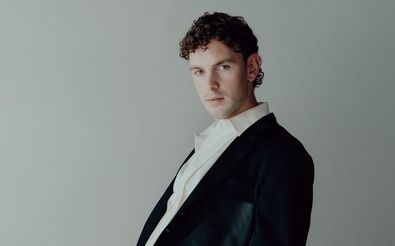 Nicholas Burton – The Artful Dodger