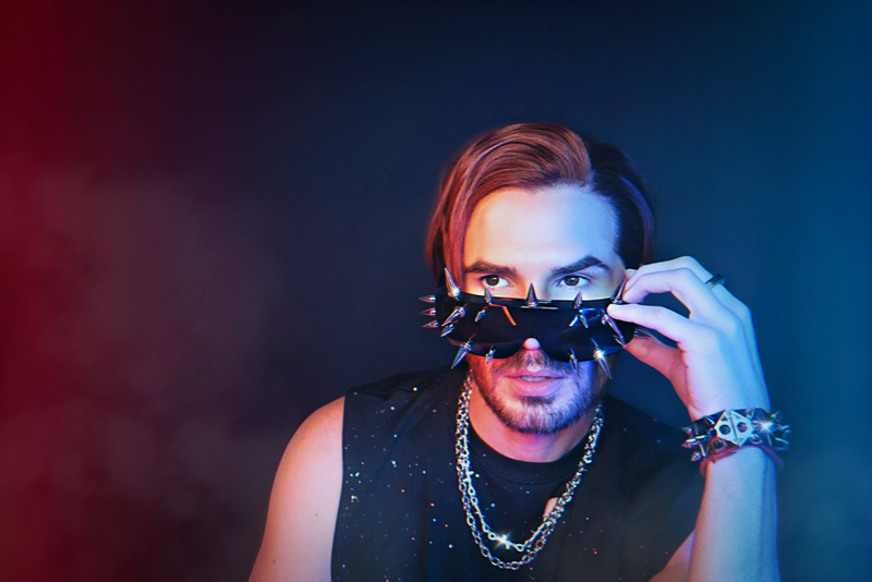 Gerard Flores – Ruge