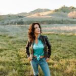 Laura Bryna – Tornado Weather