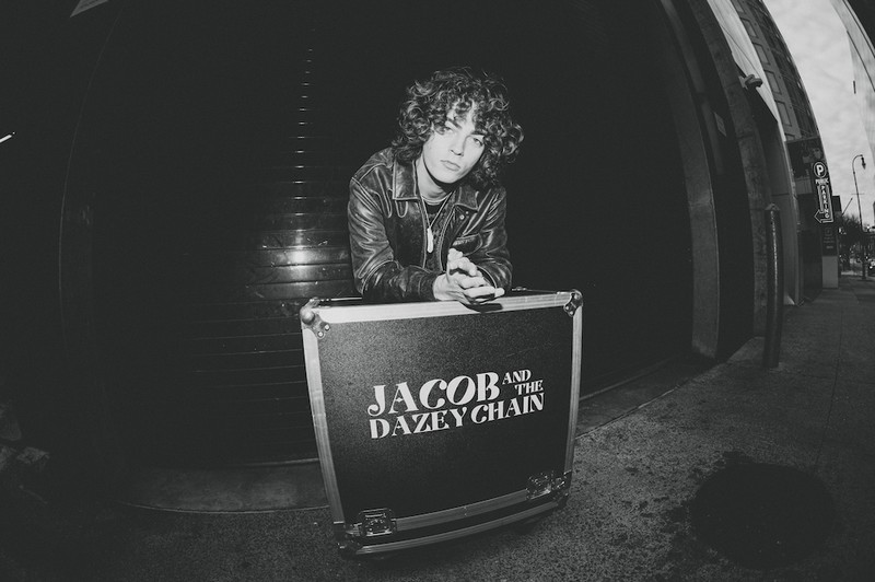 Jacob & The Dazey Chain – Better Off Lonely